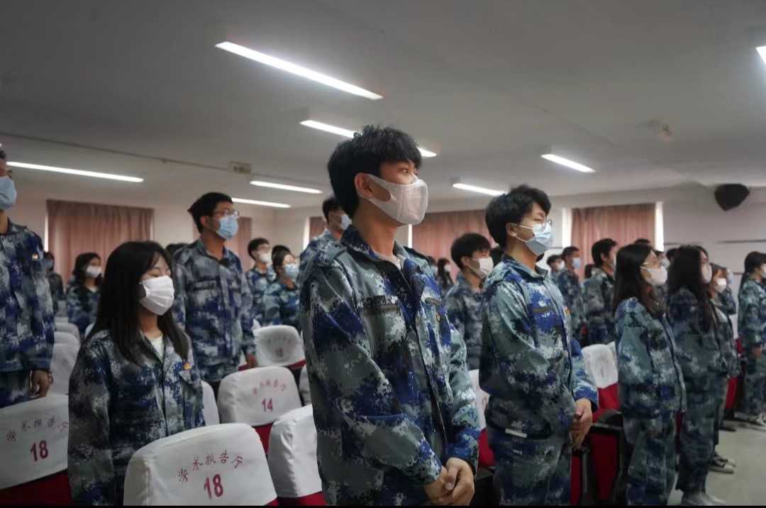 我校組織收聽(tīng)收看慶祝中國(guó)共青團(tuán)成立100周年大會(huì)上直播