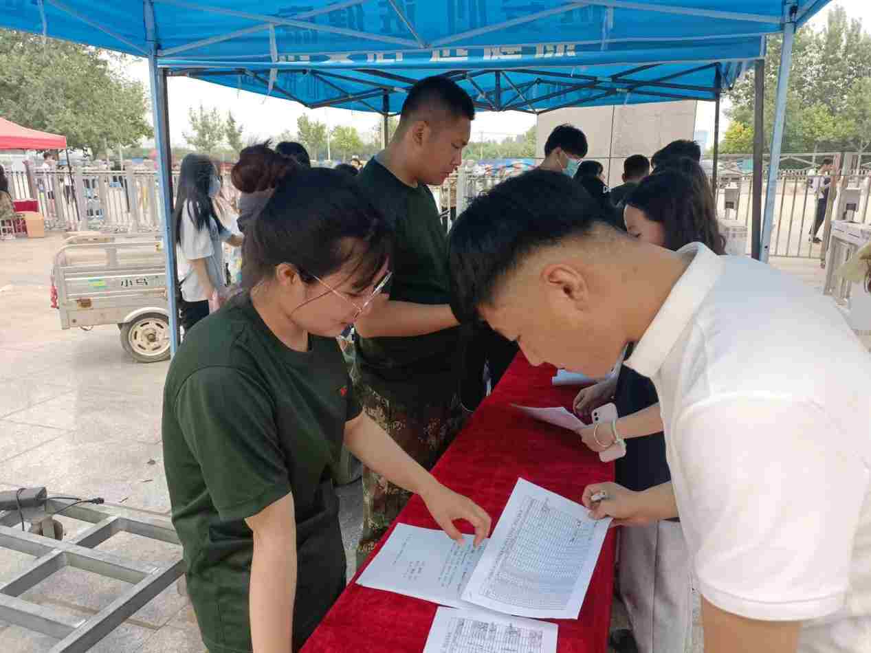 談一別奮斗路 聚四載同窗情 ——保定理工學(xué)院2022屆畢業(yè) 生歡送會(huì)