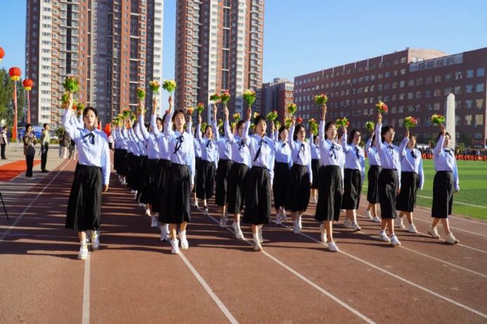 一起動感青春！保定理工學(xué)院2023年秋季運動會圓滿閉幕