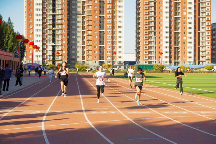 一起動感青春！保定理工學(xué)院2023年秋季運動會圓滿閉幕