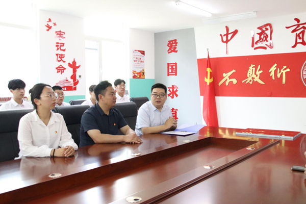 愛國教育|保定理工學院|管理學院|我院成功與中國育德中學進行大學生愛國主義教育基地掛牌儀式