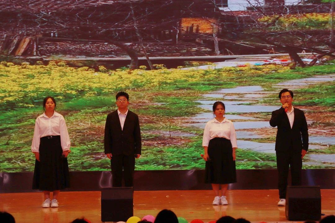 以“實(shí)踐”賦能 涵養(yǎng)優(yōu)秀學(xué)風(fēng)——“賡續(xù)教育初心 踔厲奮發(fā)向未來”2023學(xué)年實(shí)習(xí)表彰大會(huì)圓滿結(jié)束