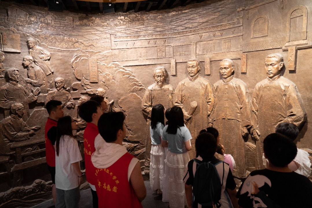 社會(huì)實(shí)踐(二十)|追尋紅色足跡,錘煉堅(jiān)定信仰——保定理工學(xué)院資源學(xué)院“三下鄉(xiāng)”社會(huì)實(shí)踐