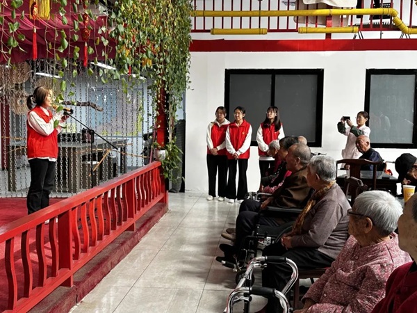 孝老敬老｜保定理工學院｜管理學院｜傳承孝老情 志愿暖人心——善孝居老年服務(wù)中心志愿服務(wù)