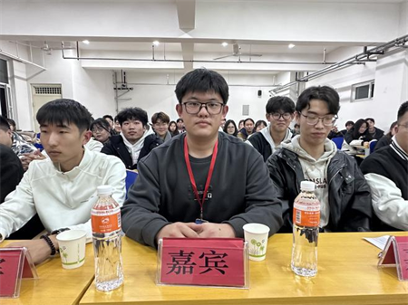 “規(guī)劃人生，職場(chǎng)逐夢(mèng)”——保定理工學(xué)院 藝術(shù)學(xué)院職業(yè)規(guī)劃大賽分賽圓滿(mǎn)落幕