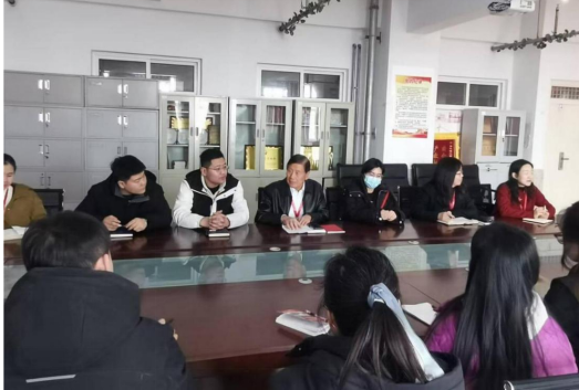從嚴(yán)從細(xì)從實(shí)——我?；鶎狱h支部組織生活會(huì)扎實(shí)有序開展