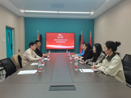 聚焦人才培養(yǎng)方案 藝術(shù)教育同研共進 ——保定理工學(xué)院藝術(shù)學(xué)院赴河北美術(shù)學(xué)院