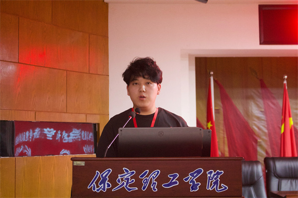 以榜樣之光，照亮奮進(jìn)之路——康復(fù)醫(yī)學(xué)院學(xué)風(fēng)建設(shè)標(biāo)兵頒獎儀式圓滿結(jié)束