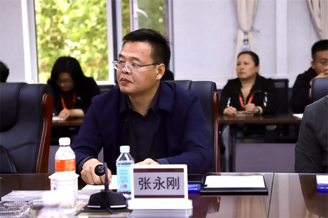 保定理工學(xué)院舉行黨委書記送任大會(huì)