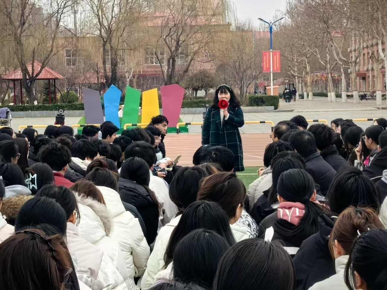 探索職業(yè)航道，校準人生羅盤