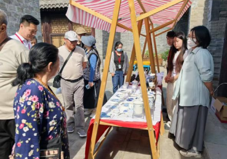 匠心非遺煥新顏 校館聯(lián)袂啟新篇 ——保定理工學院非遺手工市集燃動淮軍公所博物館